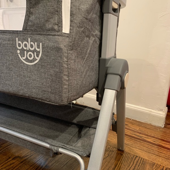Baby Joy Bassinet - Picture 5 of 5